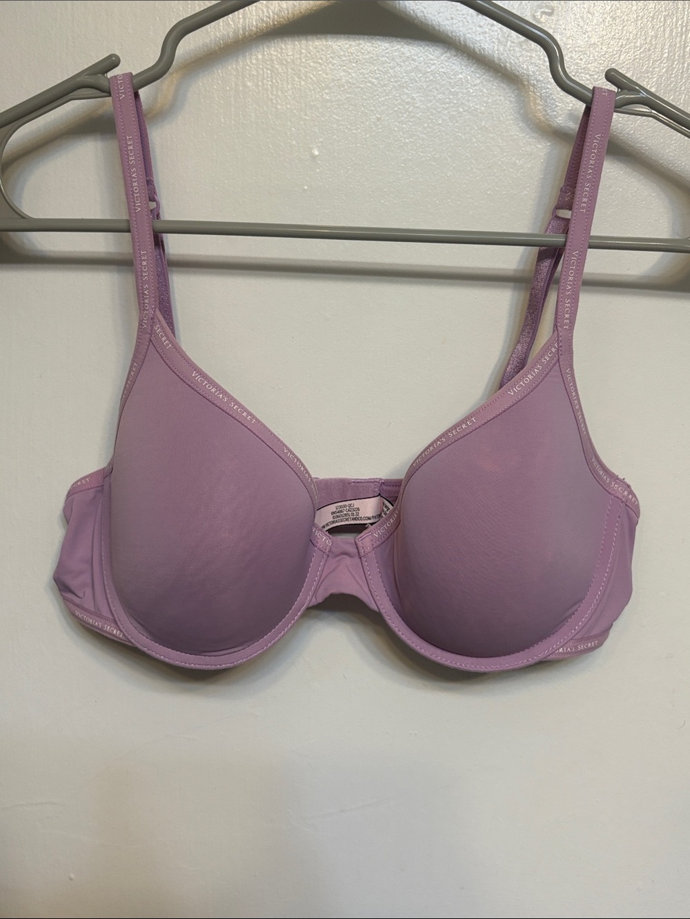 Victoria's Secret Lavender T-Shirt Bra